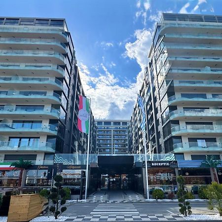Seaview Deluxe Double Studio - Beachfront Resort Năvodari Екстериор снимка