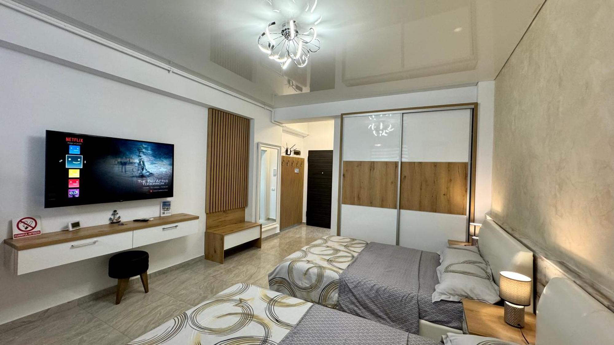 Seaview Deluxe Double Studio - Beachfront Resort Năvodari Екстериор снимка